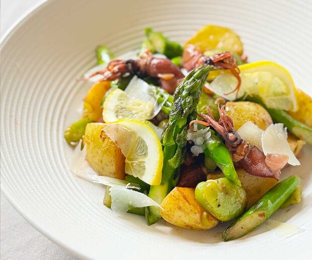 春を味わう！「たっぷり春野菜とほたるいかのペペロンチーノ」レシピ