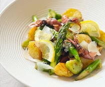 春を味わう！「たっぷり春野菜とほたるいかのペペロンチーノ」レシピ