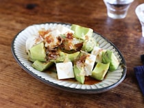 とろけるおいしさ♪「アボカド×クリームチーズ」の濃厚レシピ