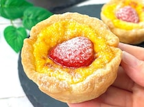 サクとろジューシー♪冷凍パイシートで作る簡単「いちごエッグタルト」