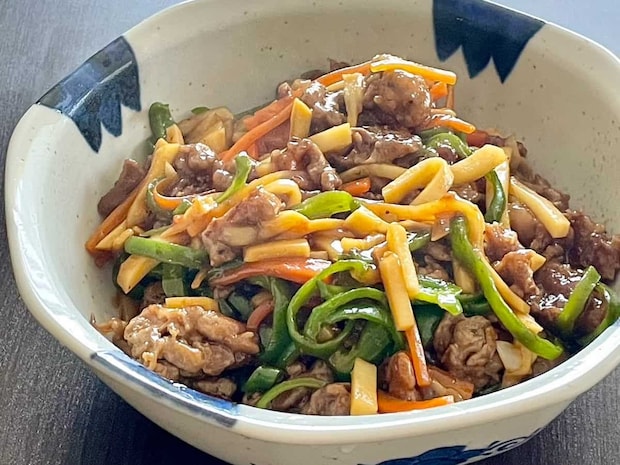 特製たれで作る青椒肉絲