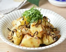 いつもの味に飽きたら♪おつまみにもなる「和風ポテトサラダ」