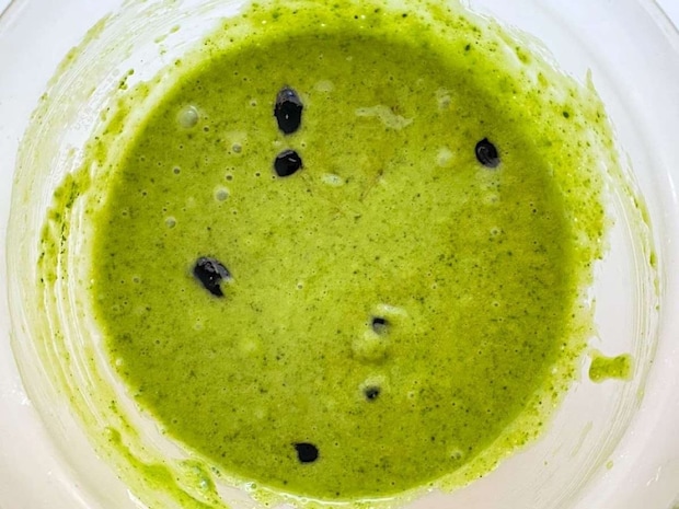 黒豆と抹茶の米粉マフィン