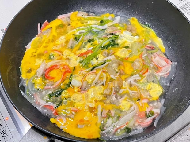 みつばとあさりのたまごとじあんかけパスタ