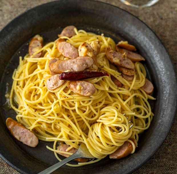フライパンひとつで完成!濃厚やみつき「背徳のチーズパスタ」