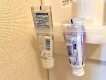 浮かせる収納もできる♪キャンドゥ「チューブしぼり」が便利！