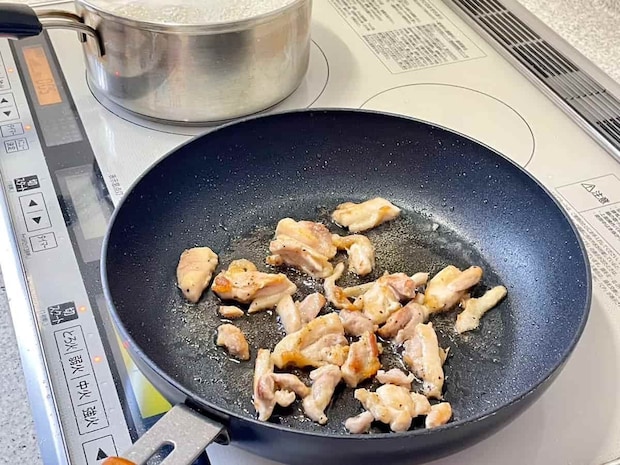 枝豆と鶏肉のトマト煮パスタ
