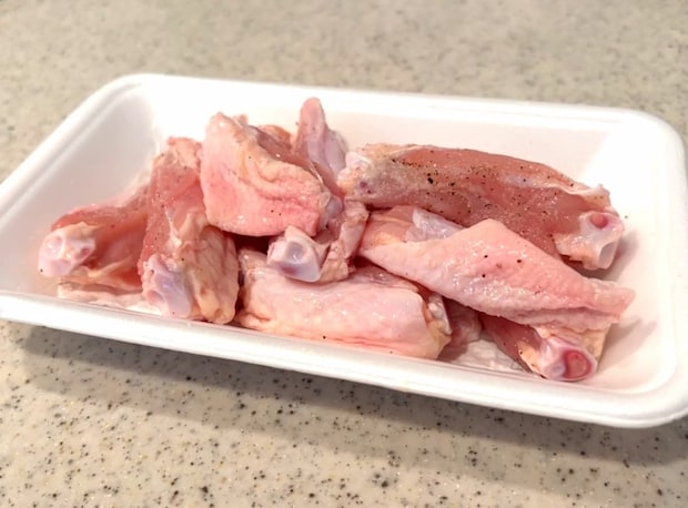おかわり必至の手羽中唐揚げ