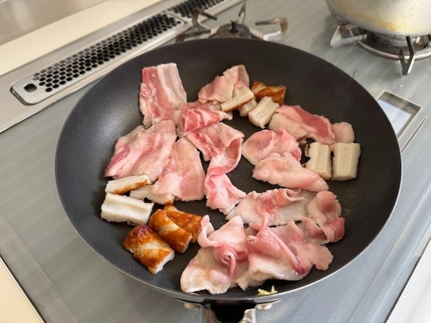 肉と竹輪