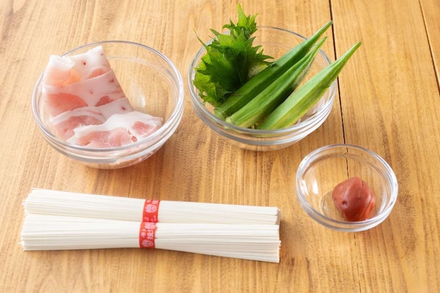 「豚しゃぶとオクラの梅だれそうめん」レシピ