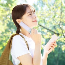 SNSで人気！持ち歩ける「氷のう」で暑さ対策