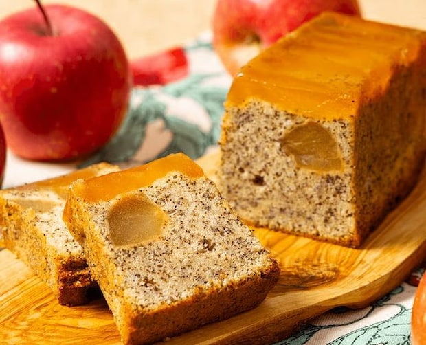 カラメルりんごと紅茶のケーキ