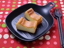 甘さ控えめ＆味わい深め！ホットケーキミックスで簡単「はちみつチーズケーキ」