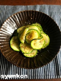 ズッキーニ1本で簡単！ごま油香る「おつまみズッキーニ」