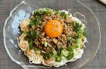 暑い日に食べたい！おうちで簡単「汁なしそうめん」のレシピ