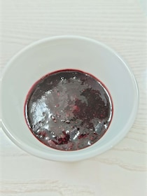 ヨーグルトにもかき氷にも！手軽に作れる「ブルーベリージャム」