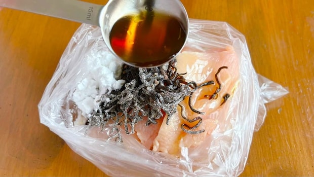鶏むね肉の塩昆布焼き