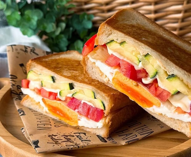 朝食にぴったり!具だくさん「トーストサンド」3選