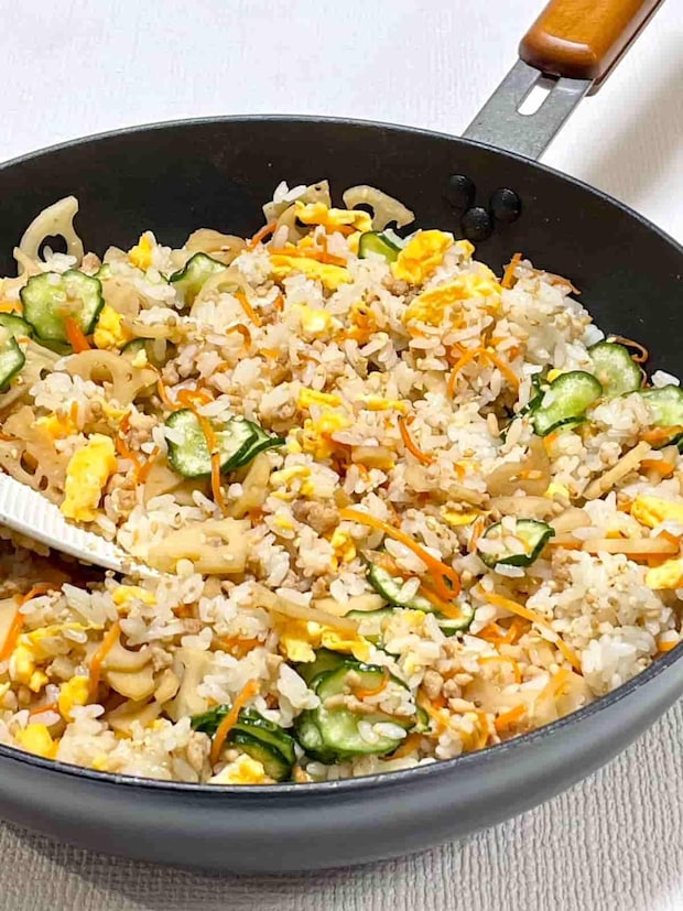 ワンパンでちらし寿司!鶏そぼろの彩りちらし寿司