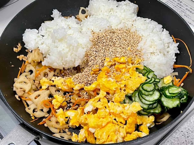 ワンパンでちらし寿司!鶏そぼろの彩りちらし寿司