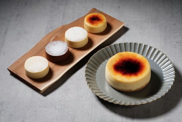 こめはなチーズケーキ (ミニ4種+ホール)ギフトセット