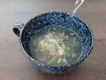 お湯を注ぐだけ！無印「テールスープ」が即席とは思えないおいしさ