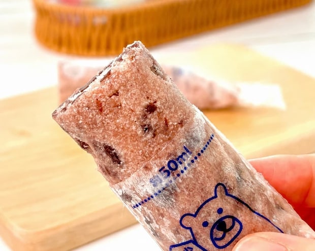 袋に入れて凍らせるだけ!材料2つで作れる「あずきアイス」