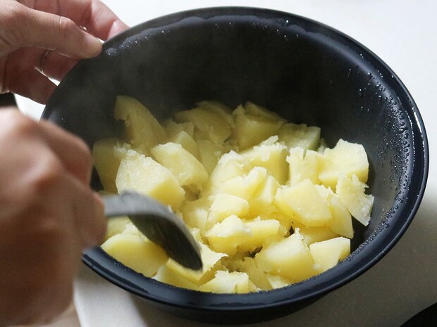 辛いもの好きさん必見!赤と緑の「ヤバスコ」で、いつもの料理が変わる簡単アレンジ6選