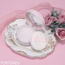 ヒロインメイク25年冬新作『フワットキープ　パウダー』をレビュー！テカリを防いで毛穴レス*美肌に♡