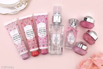 ジルスチュアート25年春新作コスメ｜紅茶香るハンドクリームや香水が登場！ギフトコレクションを口コミ♡