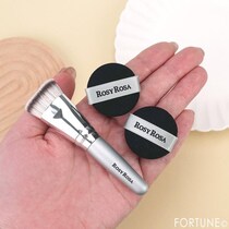 ロージーローザ26年春新作｜大人気のマルチファンデブラシ＆パフがプチサイズセットで登場♡