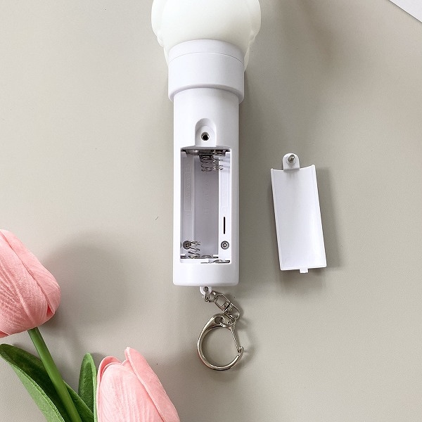 単4形乾電池3本