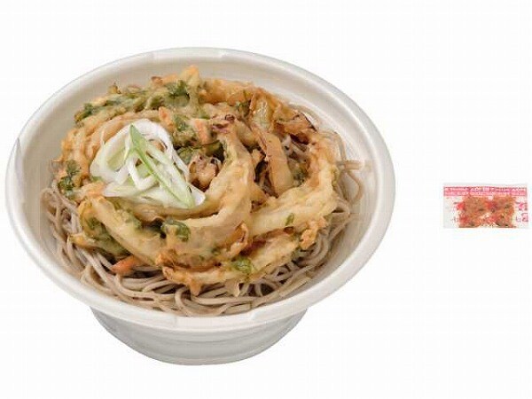 鰹出汁の旨味引き立つ　かき揚げそば