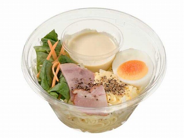 カルボナーラパスタサラダ