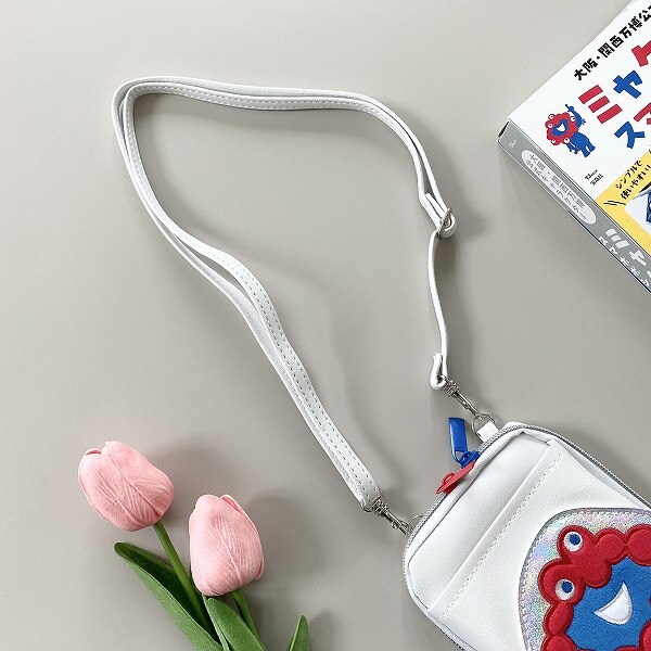 ショルダーストラップ