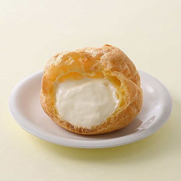 クリームたっぷり!ミルクカスタードシュー