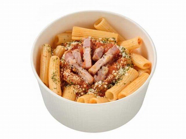 アラビアータ　リガトーニ使用