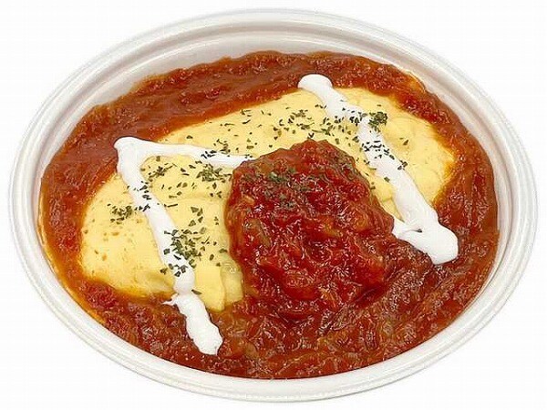 トマトソースのオムライス