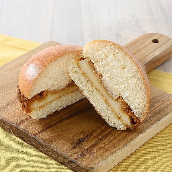 グラタンコロッケバーガー