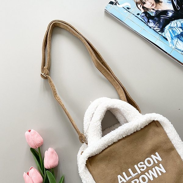 ショルダーストラップ