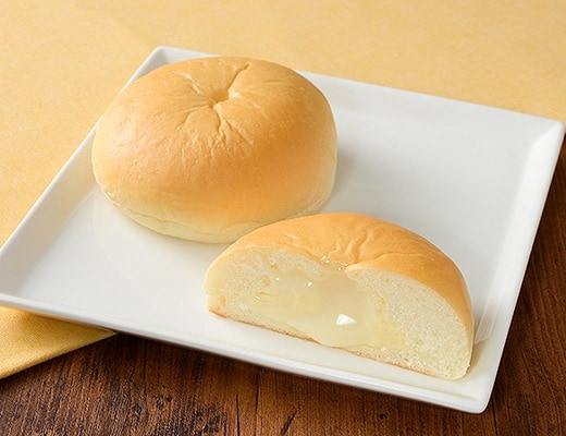 大ピンチずかん　こぼれるミルククリームパン