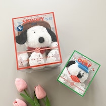 可愛さの爆発力エグい！「ローソン6軒回った」「たまらなく可愛い」売切れ続出『スヌーピー・オラフ』ぬいぐるみBOOK！