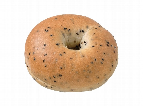 ７Ｐ　黒ごまベーグル　サンド　チーズクリーム