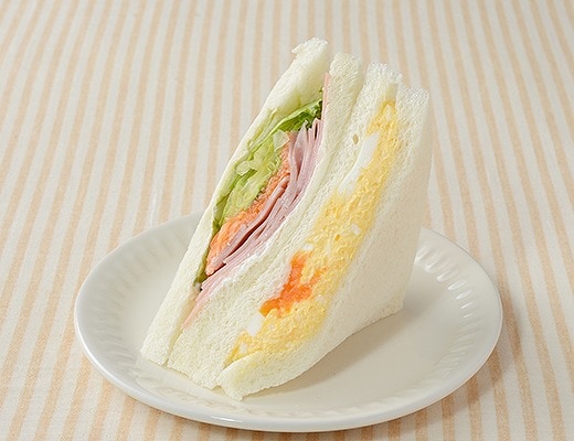 よくばりサンド　野菜＆たまご