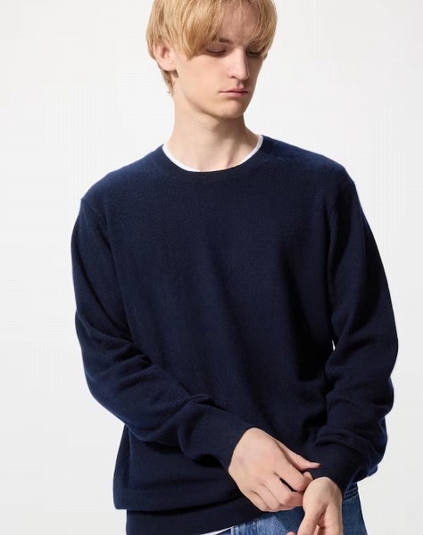 カシミヤクルーネックセーター