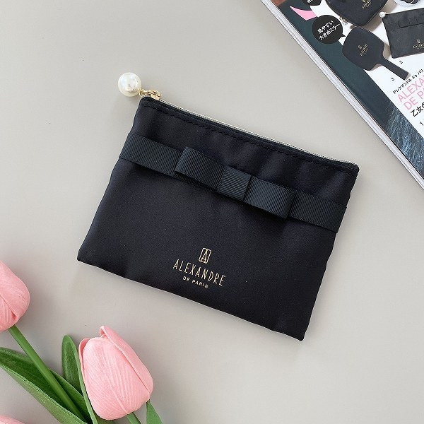 ティッシュポーチ