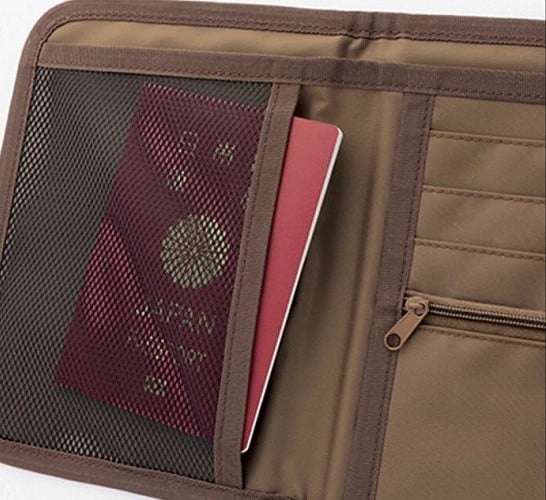 メッシュポケット