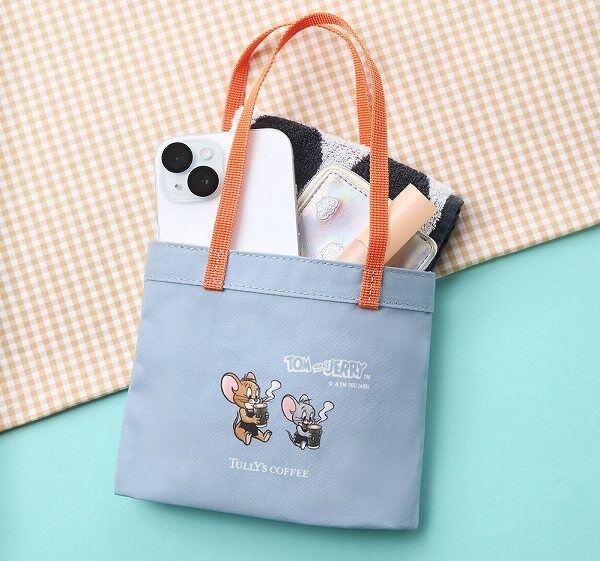 ドリンクと一緒に購入できる限定グッズ