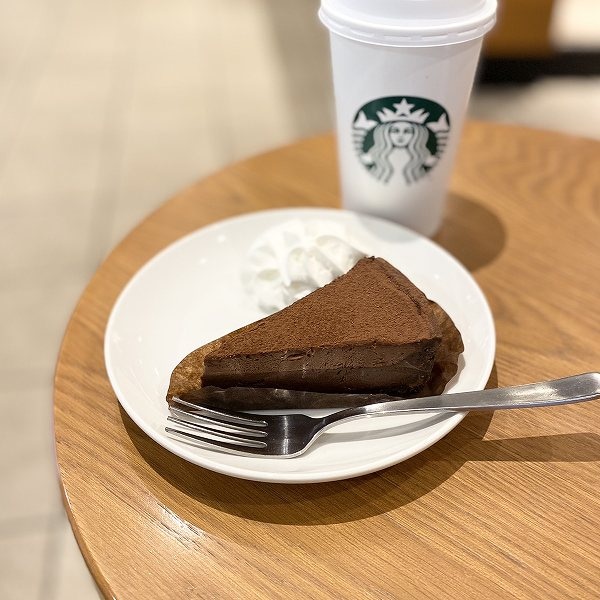 チョコレートタルト