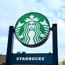 スタバ史上1番美味い！ホールで買わせて欲しい！死ぬほど美味しかった！空前絶後の大ヒット！【スタバ】新作スイーツ！